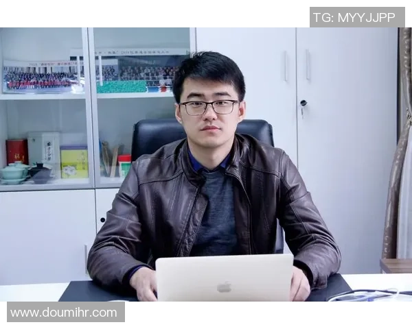 专访张磊:深入探讨英雄联盟如何成为全球电竞巨头的成功秘诀 专访张磊:深入探讨英雄联盟如何成为全球电竞巨头的成功秘诀